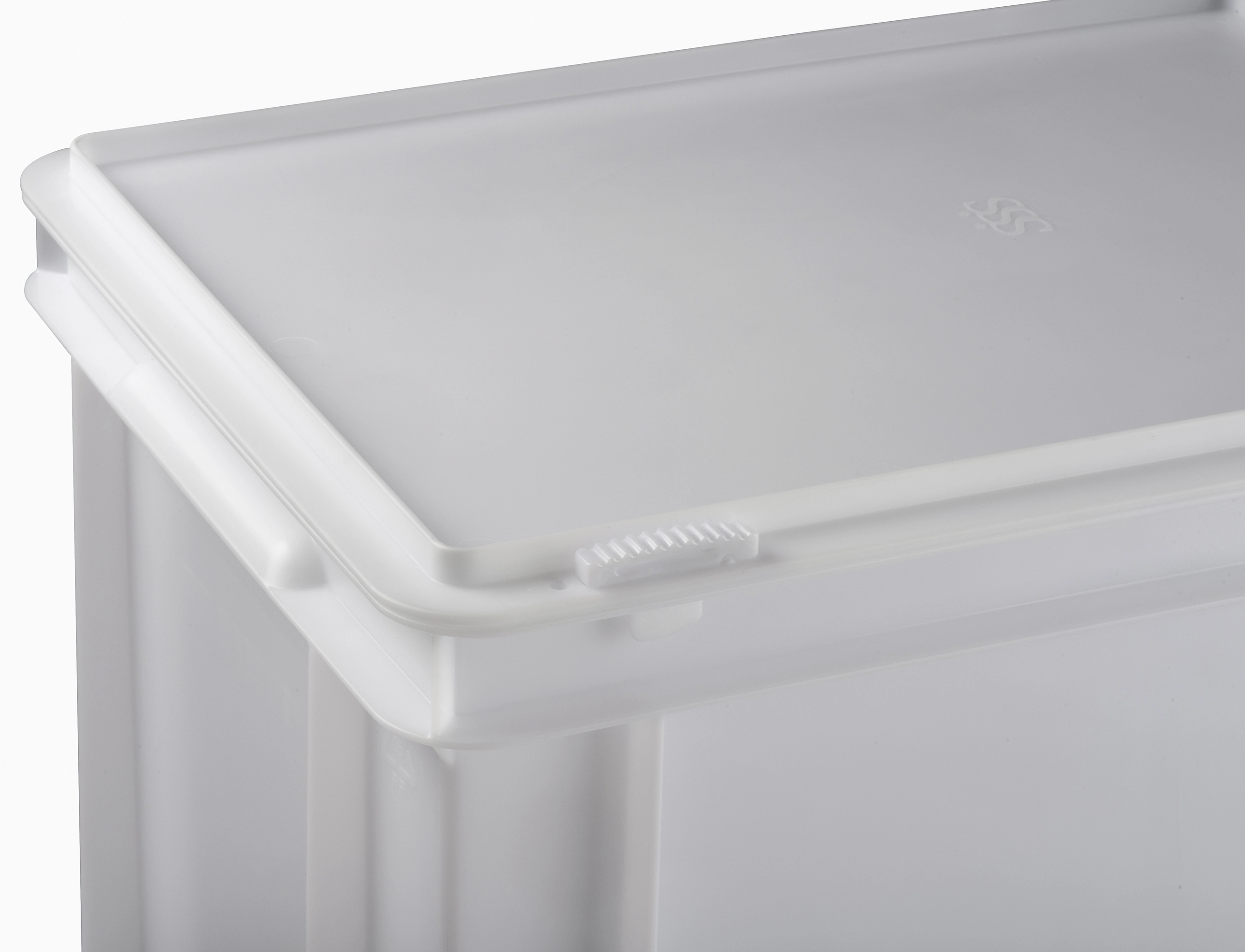 Industrie- und Gastronomiebehälter im Euronormmaß, weiß und extra stabil