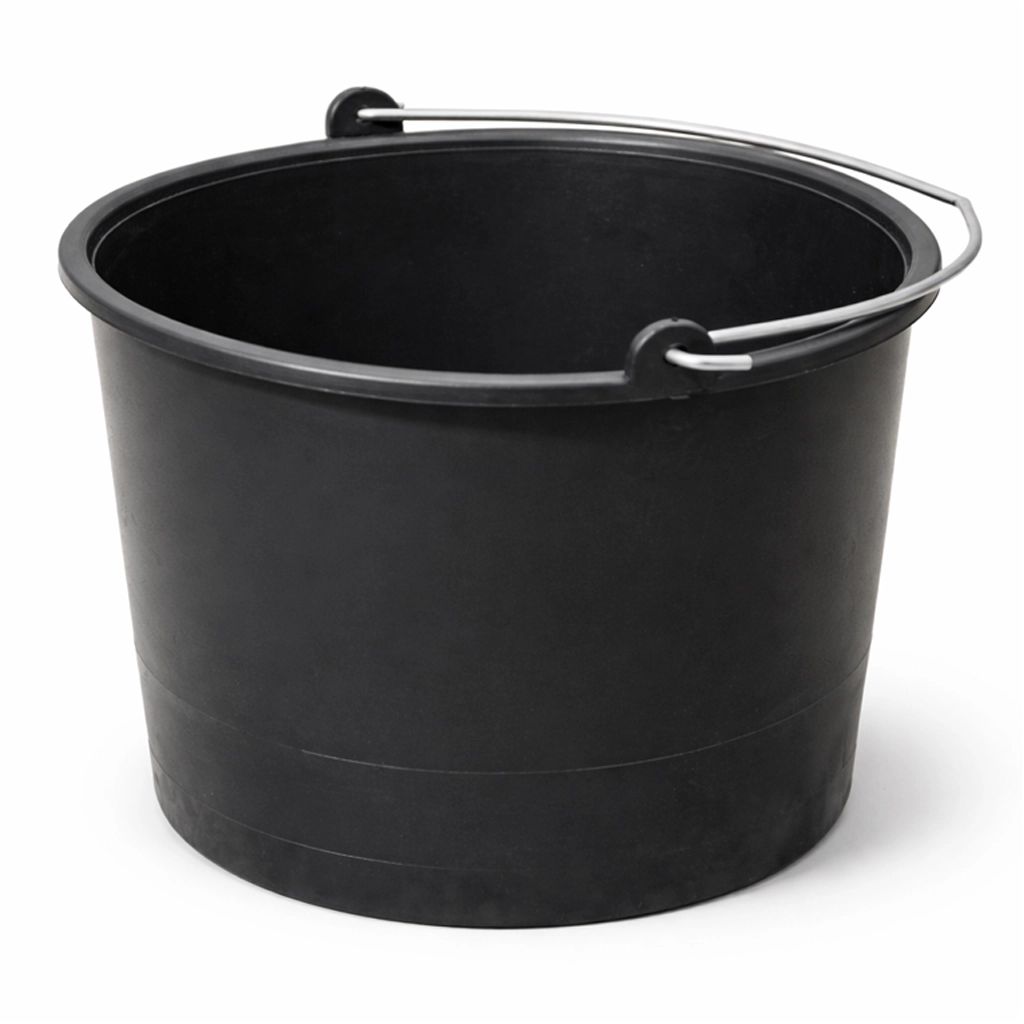 Kunststoff-Eimer mit Nasenbügel, Messskala und stabilem Metallgriff, leicht zu reinigen